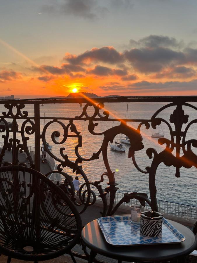 Appartement Sur La Corniche Kennedy Face A La Mer マルセイユ エクステリア 写真