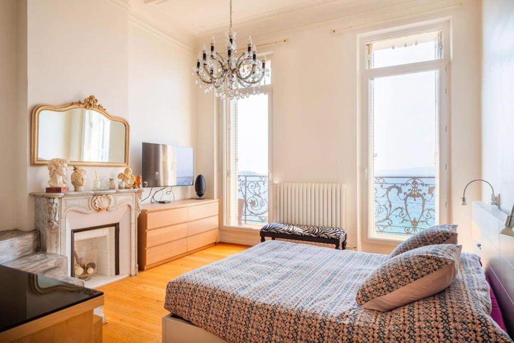 Appartement Sur La Corniche Kennedy Face A La Mer マルセイユ エクステリア 写真