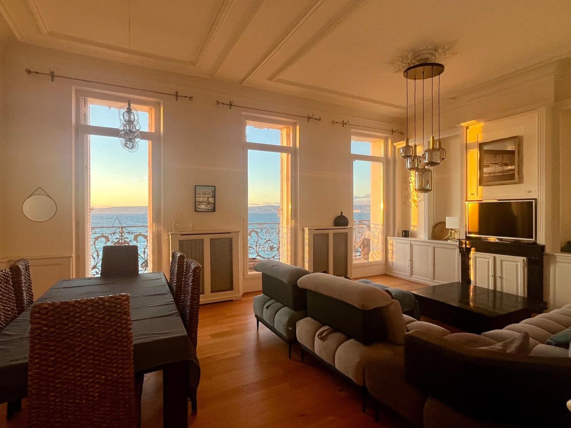 Appartement Sur La Corniche Kennedy Face A La Mer マルセイユ エクステリア 写真