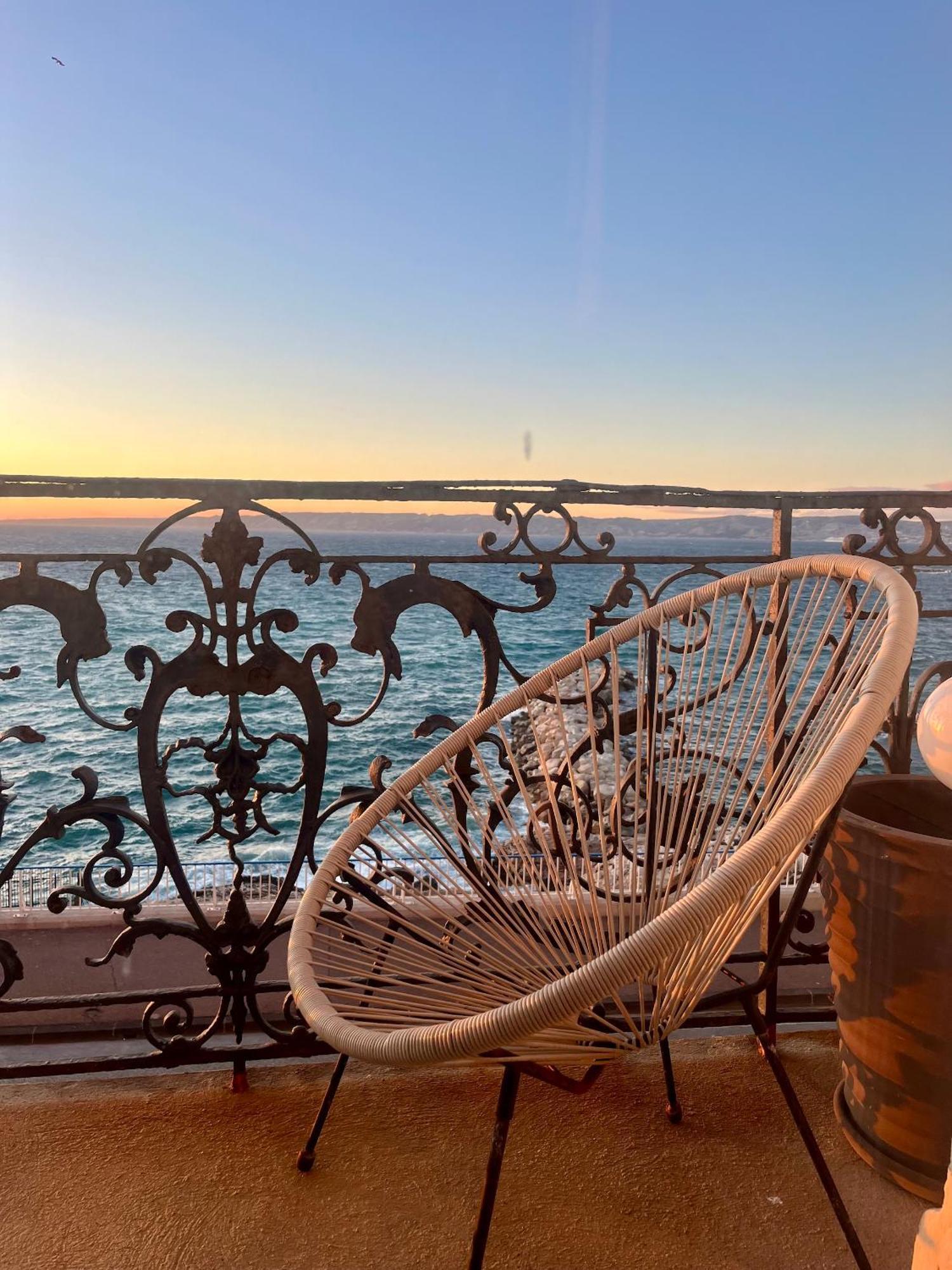 Appartement Sur La Corniche Kennedy Face A La Mer マルセイユ エクステリア 写真