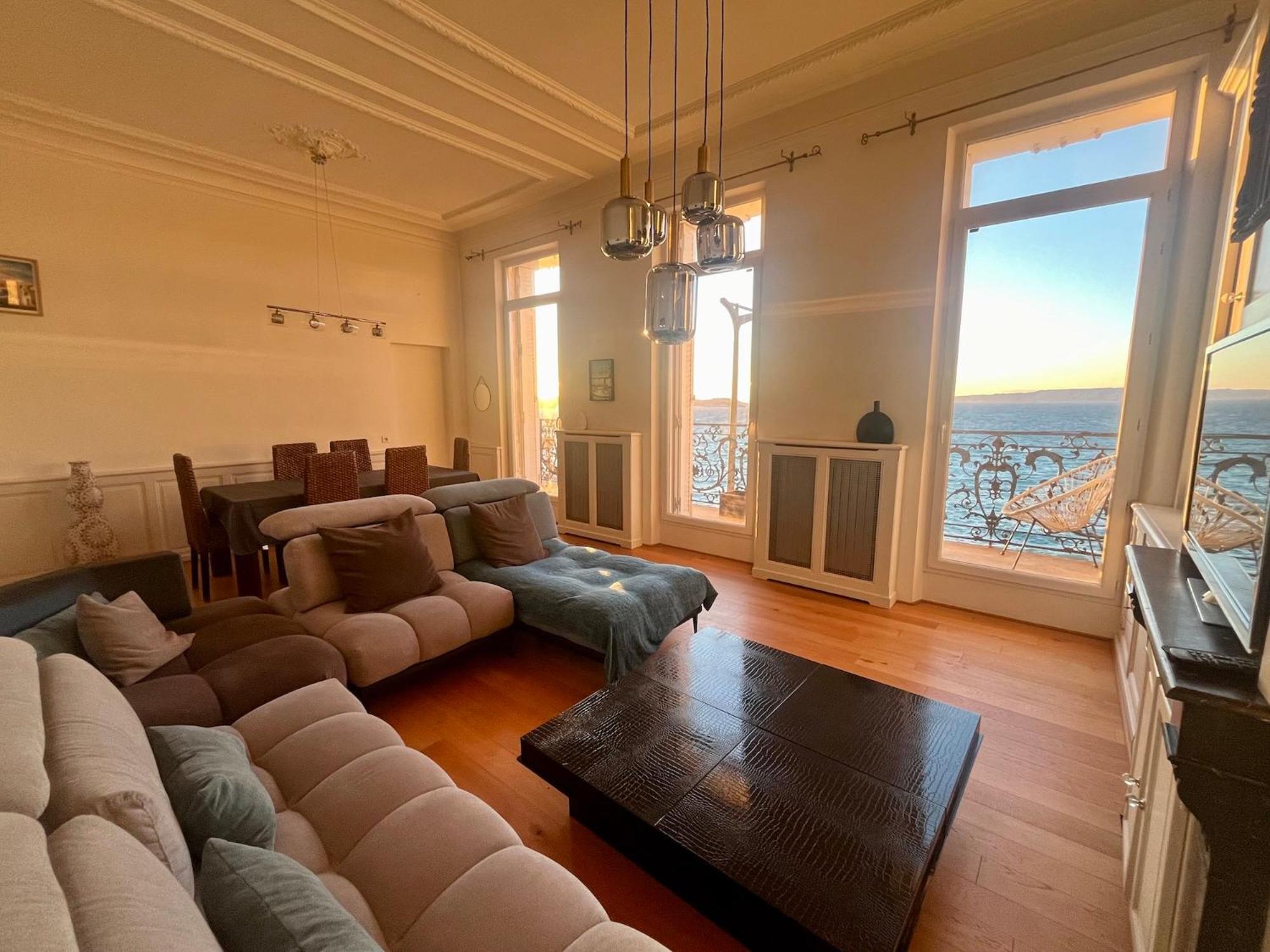 Appartement Sur La Corniche Kennedy Face A La Mer マルセイユ エクステリア 写真